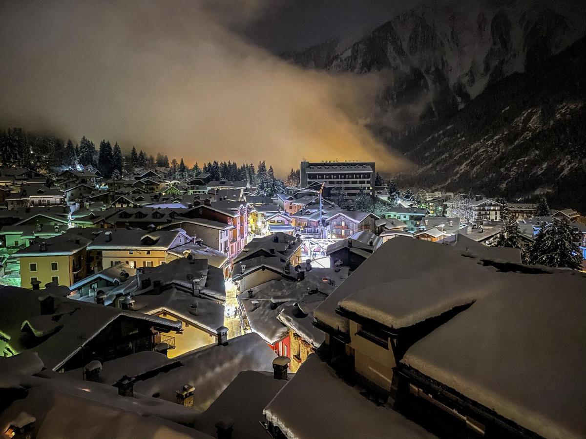 L'Atelier Du Temps - Hemmet Apartment Courmayeur Bagian luar foto